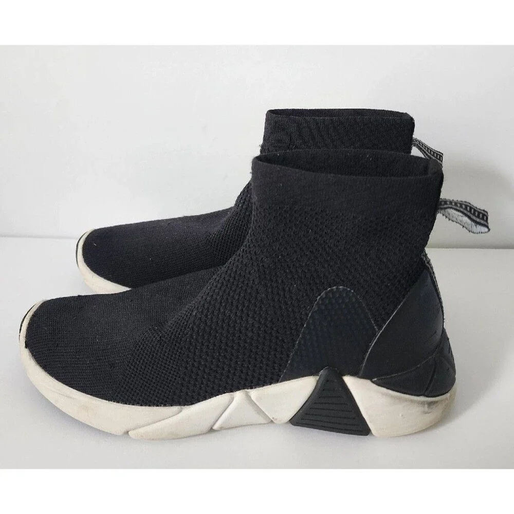 Mark Nason A-Line Daze Skechers Black Slip On Sneakers size 5.5 High Top